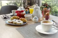 Apartment Hotel Christine - breakfast