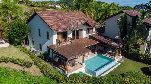 Villa with private pool and sea view in Samaná - 3 tähden