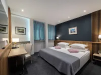 Hotel Central Hotels near Zagreb Eye