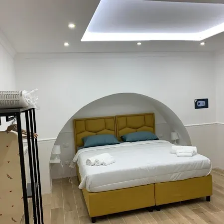 House Vico Lungo a Toledo Hotels in Napoli