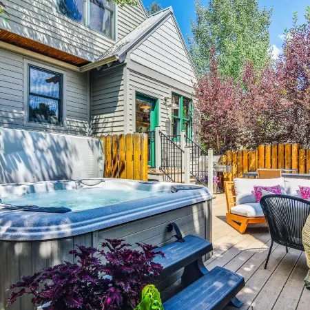 Whistle Pig A Downtown Escape in Breckenridge