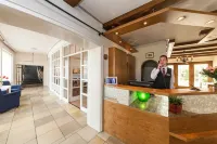 Hotel Drei Kronen Elmshorn - parkir
