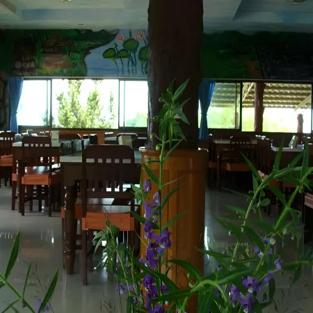 Golden Cliff Beach Resort