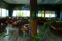 โกลเดน คลิฟ บีช รีสอร์ต - รีสอร์ท