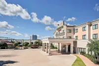 Courtyard Shreveport-Bossier City/Louisiana Boardwalk - مسبح