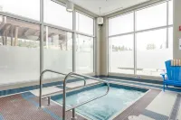Four Points by Sheraton Kelowna Airport - جاكوزي