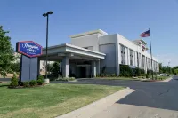 Hampton Inn Muskogee - parking