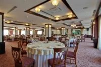 DoubleTree by Hilton Sighisoara - Cavaler - breakfast