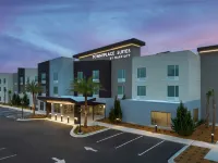 TownePlace Suites by Marriott Jacksonville Mayport モデスキー・パーク周辺のホテル