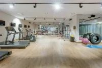 Emerald Hotel - Gym