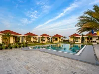 Dusk and Dawn Beach Resort - Beach