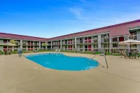 Red Roof Inn Kingsport - Haustierfreundliche