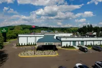 HomeTowne Studios & Conference Center Cortland - 2 stjerner