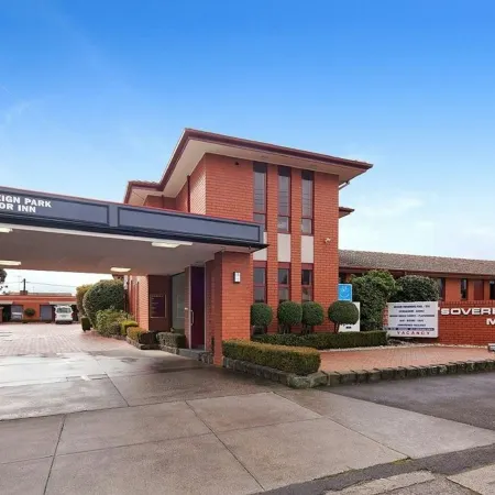 Sovereign Park Motor Inn