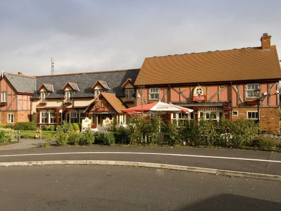 Premier Inn Warrington Central North