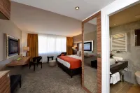 Best Western Plus Delta Park Hotel - Gym