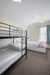 Devon Guest House - Bed and Breakfasts