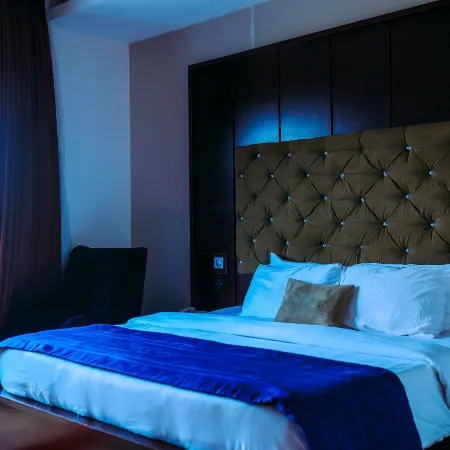 Dejavu Hotel and Suite