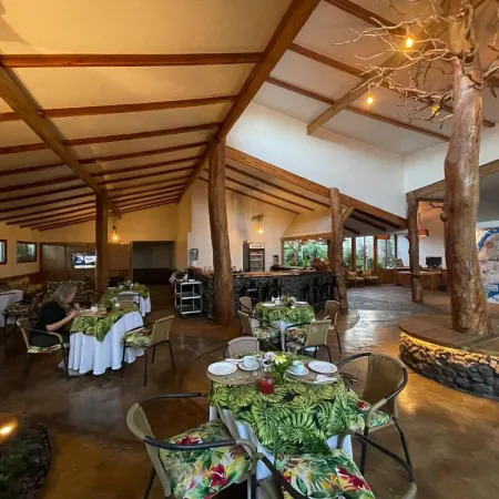 Hotel Hotu Matua by EI