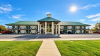 Crestview Inn Branson West by Silver Dollar City - piscina