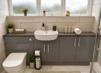House Sleeps 9 - Free Parking X2, Fast Internet - 2-Star