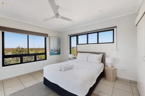 Peaceful 2-bed Apartment With Private BBQ Balcony - 2 Sao