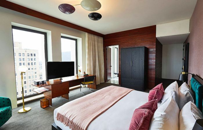 The Craftsman Inn & Suites