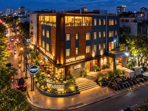 Hotel Aston - Quầy Bar