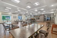 Best Western Plus Rumford Falls - Kolam Renang
