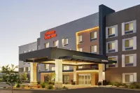 Hampton Inn & Suites  Oroville - 2성급