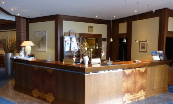 Hotel Roshop - Housity