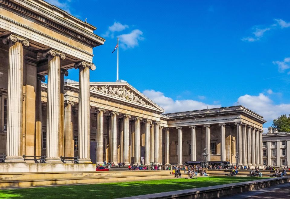 2. 알렉산드라 호텔..