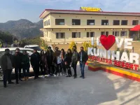 Nakshatra Resort Hotels near شيملا
