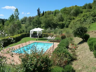 Amos Hotel in zona Borgo di Castelfalfi