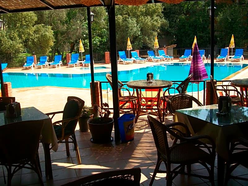 Tunacan Hotel