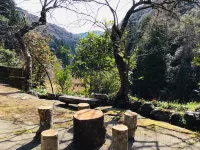 Old Guest House / Sleeping Fox Hotels in Kuroshio