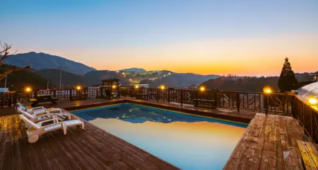 Hoengseong Casa 408 Pension Отели рядом с достопримечательностью «Hoengseong Welli Hilli Park Ski Resort»