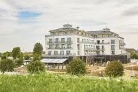 Küstenperle Strandhotel & Spa Các khách sạn ở Westerdeichstrich