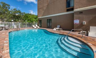 Comfort Suites Fort Pierce I-95