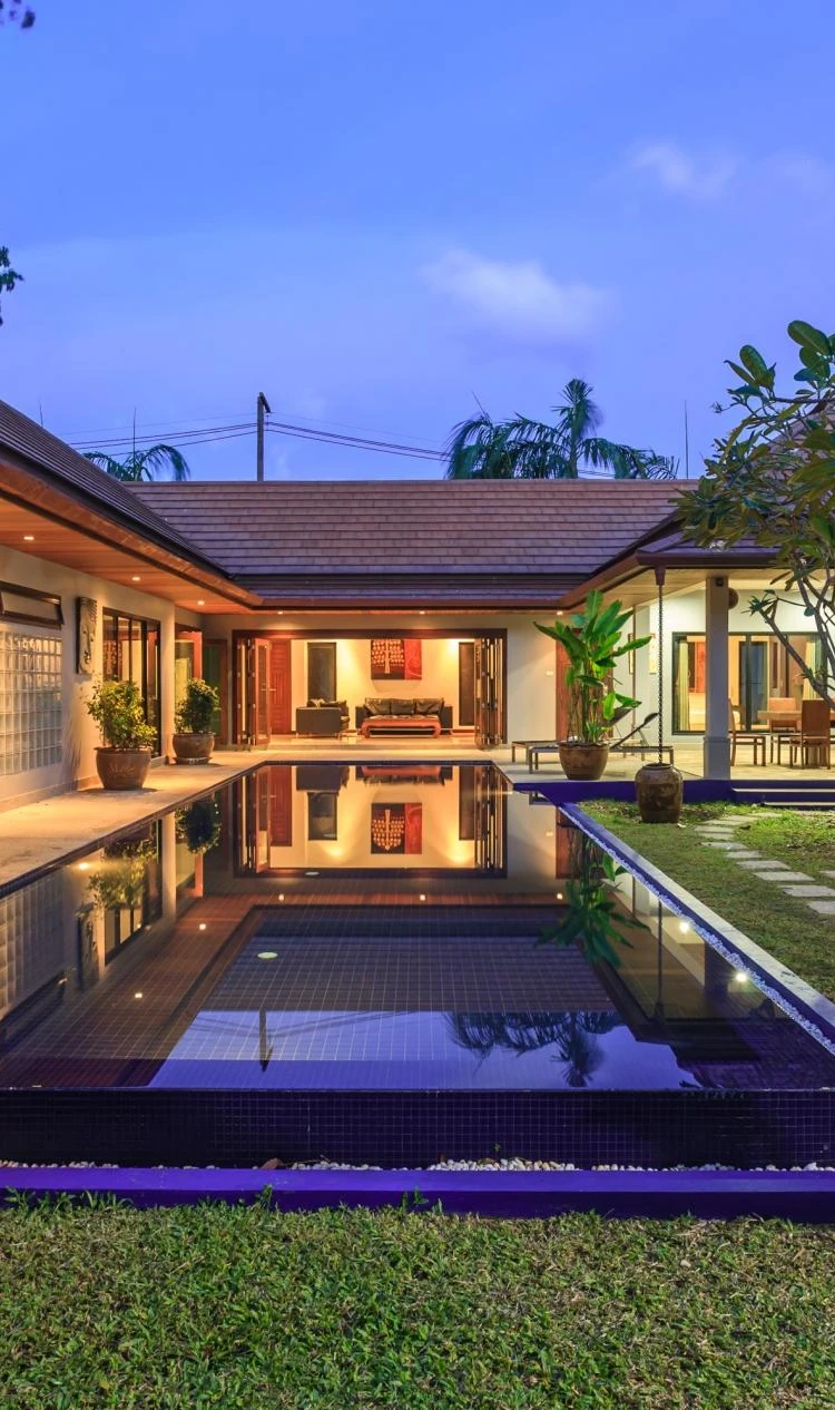 รูปภาพของFrangipani large pool villa - garden, BBQ & maid