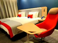 Holiday Inn Express LONDON - STRATFORD by IHG Các khách sạn gần Nhà hát Hackney Empire