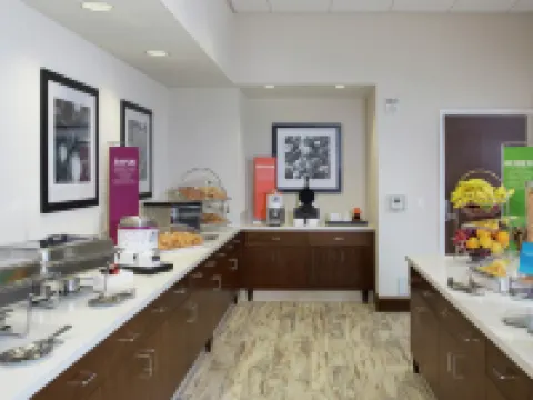 ハンプトン イン & スイーツ オアフ / カポレイ カポレイのホテル