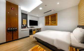 Sangju D Self Check-in Hotel