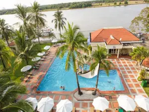 Riverside Serviced Apartments