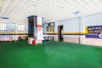 Samcheok Chungil Motel - parking