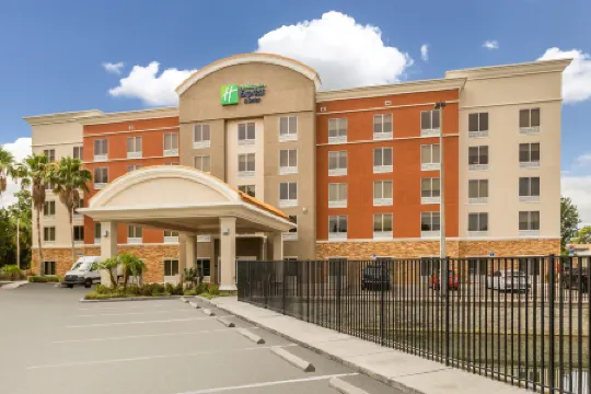 Holiday Inn Express & Suites LARGO-CLEARWATER by IHG