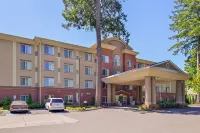 Holiday Inn Express & Suites Lacey - Olympia Hotels in 