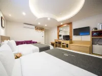 Symphony Hotel Hotel in zona Stazione Ferroviaria Giheung
