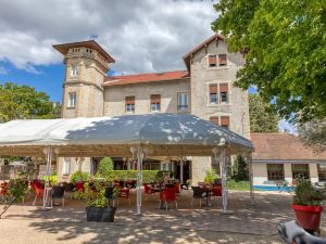 Logis Hôtel la Commanderie de Champarey