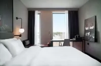 Radisson Red Oslo Airport - 4-Star